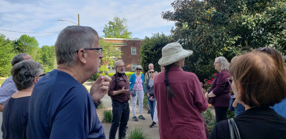 Tom Hanchett leads a tour of the Elizabeth neighborhood. Photo: Angelique Gaines