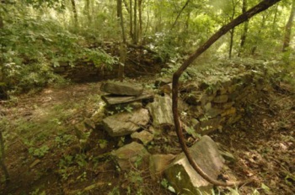 Remains of the Ivy Grist Mill on the Catawba River upstream from Van Wyck, S.C. It operated from Civil War time to the turn of the century.