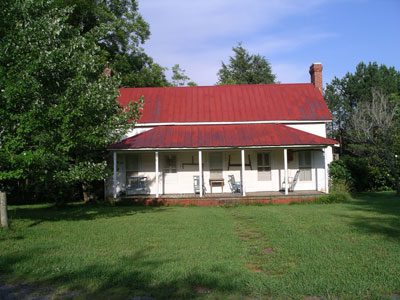 Grissom farmhouse. Photo by Ruth Ann Grissom.