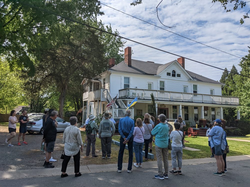 Touring NoDa and mill villages. Photo: Chloe Vercruysse