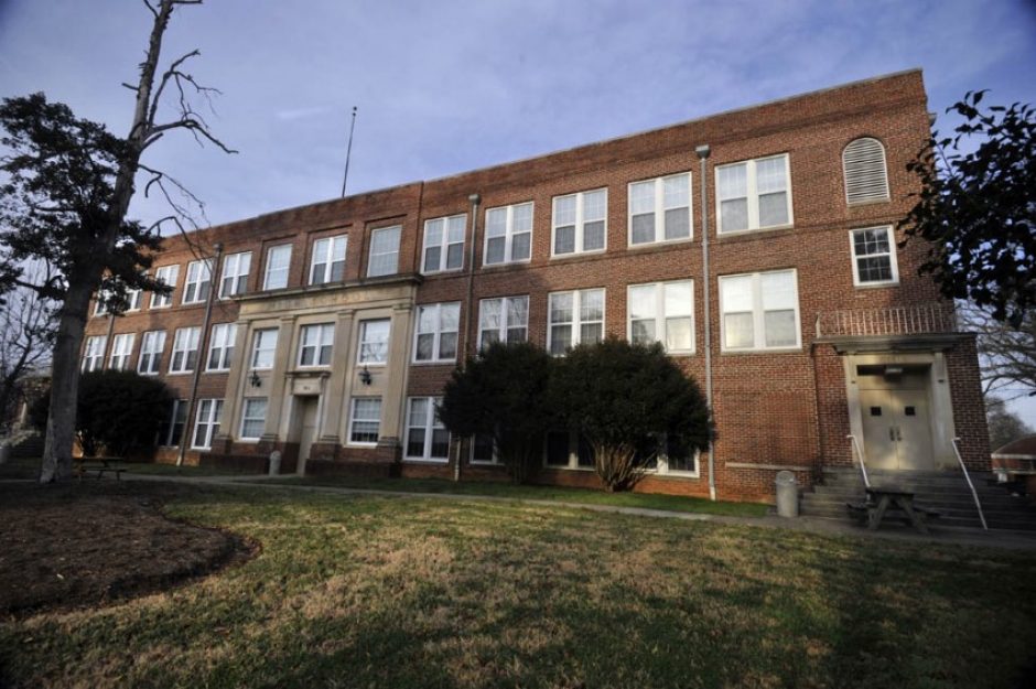 Old Lincolnton High School, built in the 1920s, now Lincolnton campus of Gaston College.