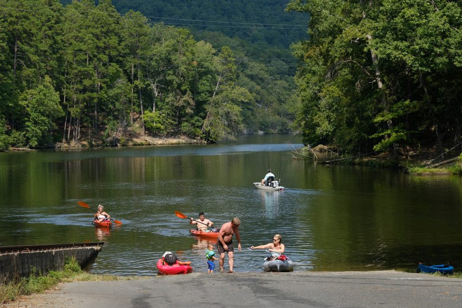 Paddling on the Falls Reservoir near Badin. Photo: Nancy Pierce. 